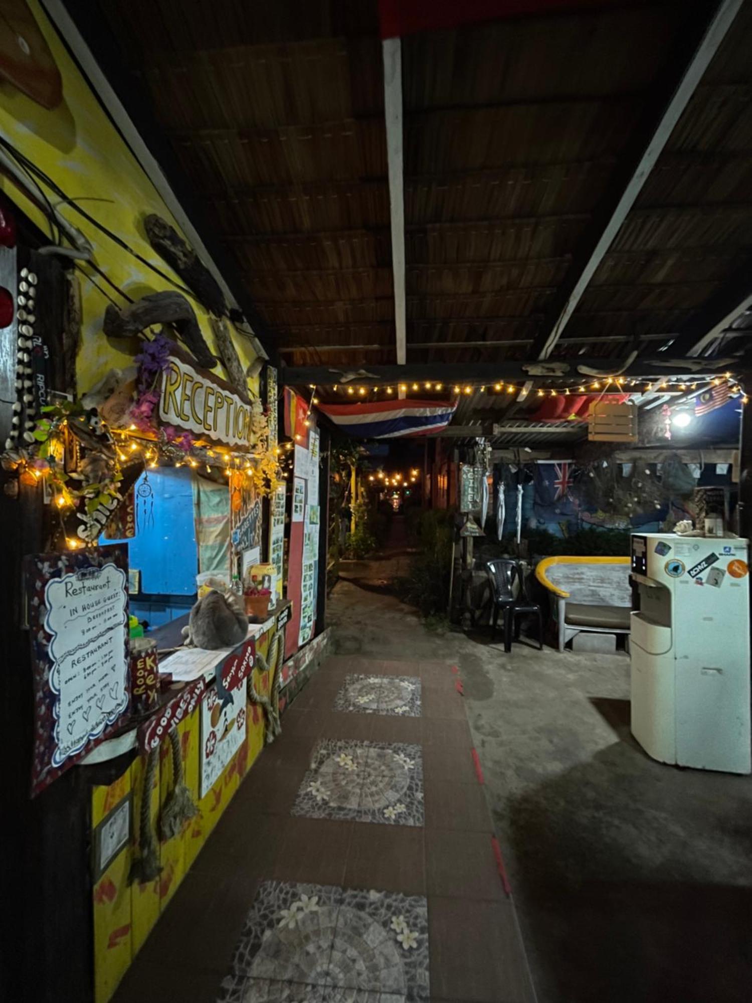 Beach Shack Chalet - Garden View Aframe Small Unit Kampong Juara 外观 照片